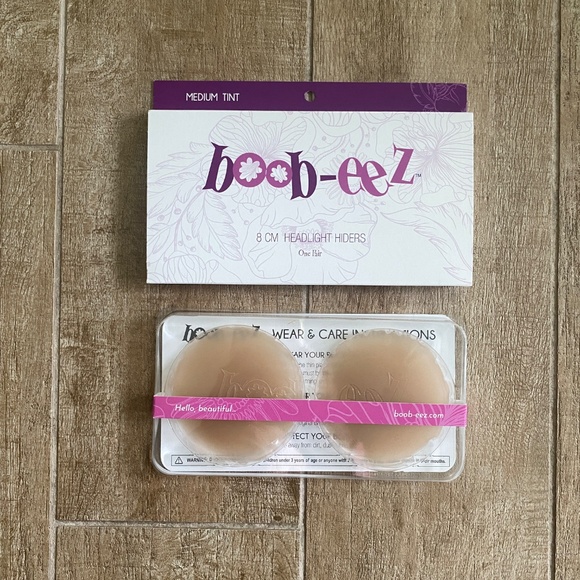 Boob-eez Headlight Hiders - Medium Tint - Picture 3 of 4